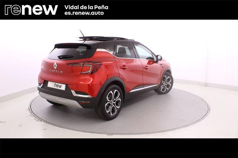Usado Renault Captur 140 CV (102 kW) 2021 Rojo SUV