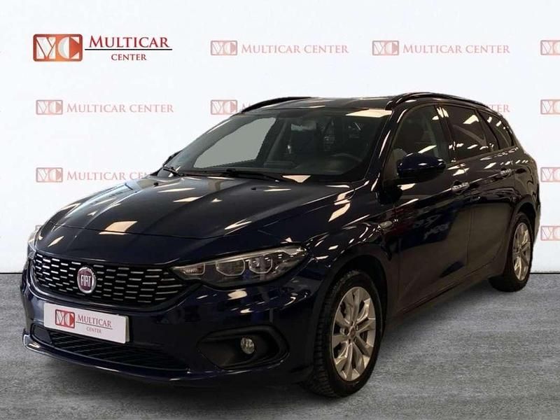 Usado Fiat Tipo Lounge 120 CV (88 kW) 2019 Azul Utilitario