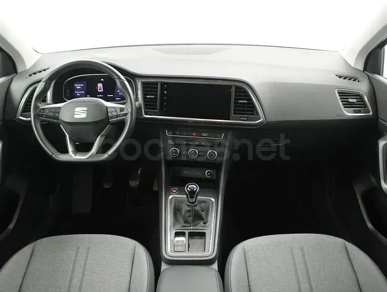 Usado Seat Ateca Style 110 CV (80 kW) 2022 Azul SUV
