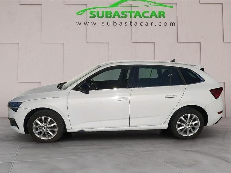 Blanco Usado 2020 Skoda Scala Ambition Utilitario | 10.372 € (Super precio) - Imagen 1/4