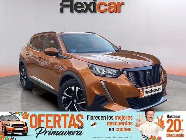 Usado Peugeot 2008 Allure 100 CV (73 kW) 2020 Naranja SUV