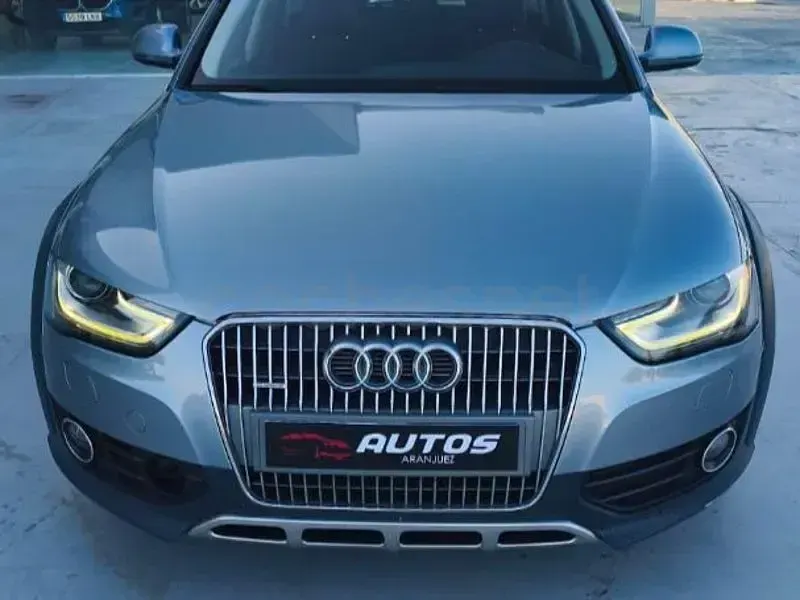 Usado Audi A4 Allroad 190 CV (139 kW) 2016 Gris / plata Familiar