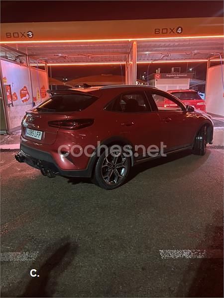 Usado Kia XCeed 140 CV (102 kW) 2020 Rojo SUV