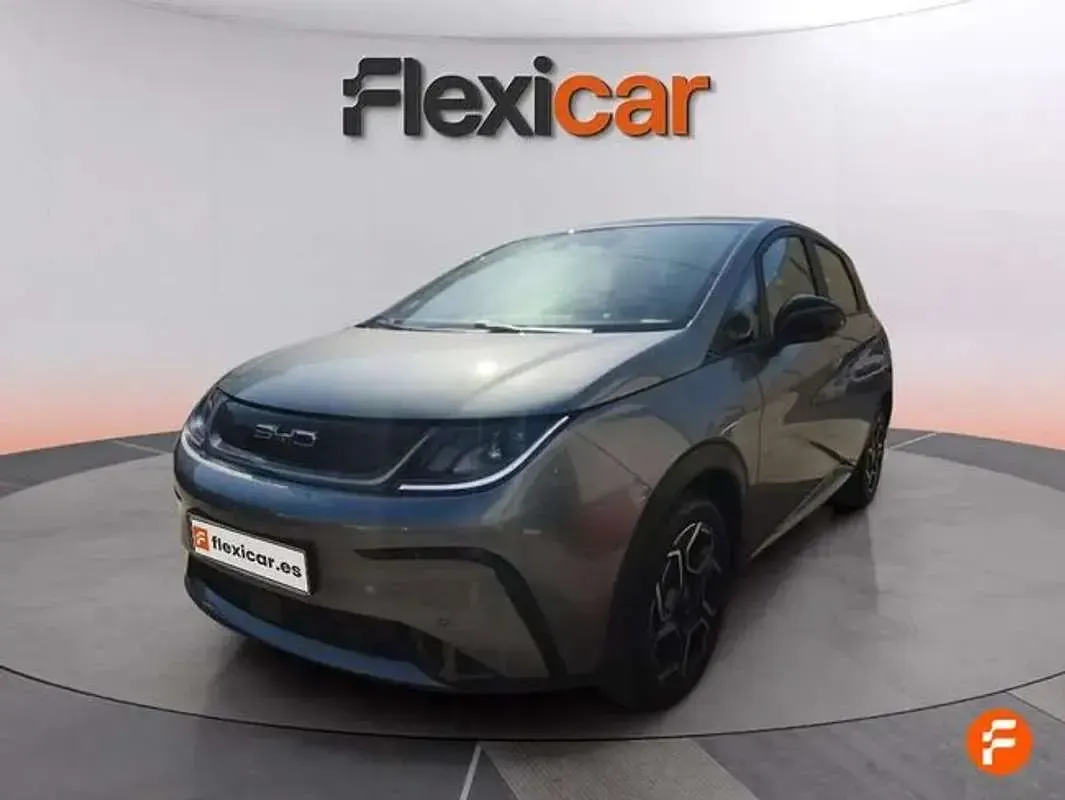 Usado BYD Dolphin Design 2025 Gris Utilitario
