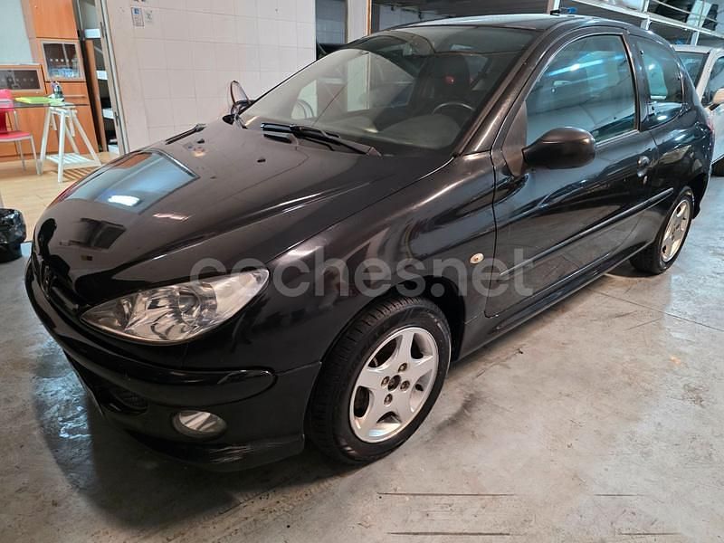Negro Usado 2008 Peugeot 206 Berlina | 2900 € (Super precio) - Imagen 1/4