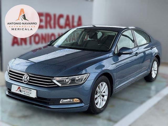 Usado VW Passat Highline 150 CV (110 kW) 2016 Azul Berlina