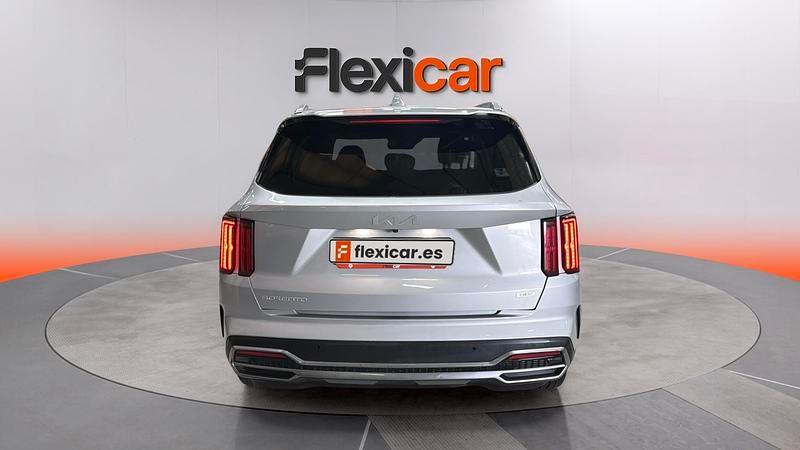 Usado Kia Sorento Plus 232 CV (170 kW) 2023 Gris SUV