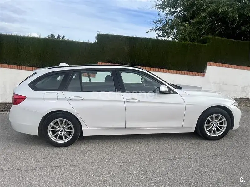 Begagnad BMW 318 Gran Turismo 150 HK (110 kW) 2018 Vit Sedan