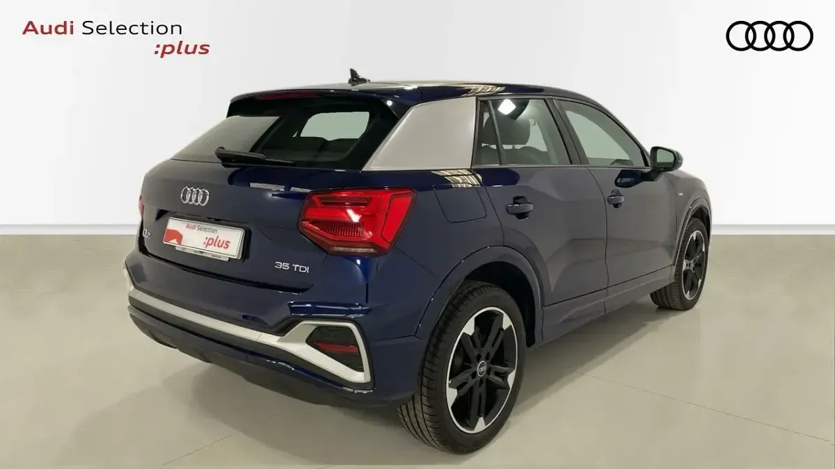 Usado Audi Q2 S-Line 150 CV (110 kW) 2022 Azul SUV