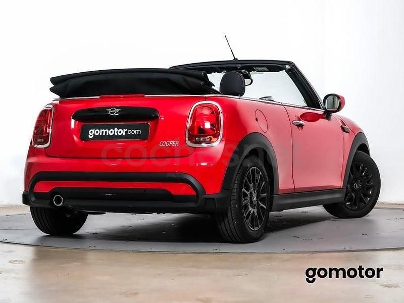 Usado Mini Cooper Cabriolet 136 CV (100 kW) 2024 Rojo Descapotable