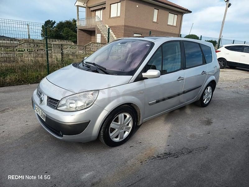 Gris / plata Usado 2004 Renault Grand Scénic II Authentique Monovolumen | 2499 € (Precio justo) - Imagen 1/4