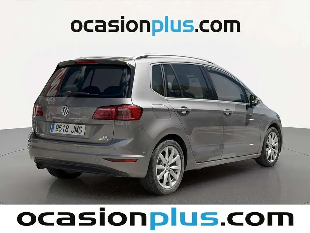 Usado VW Golf Sportsvan Sportline 110 CV (80 kW) 2016 Gris Monovolumen