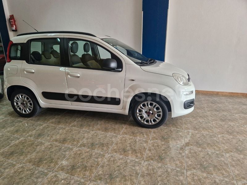 Blanco Usado 2014 Fiat Panda Pop Utilitario | 6190 € (Un poco caro) - Imagen 1/3