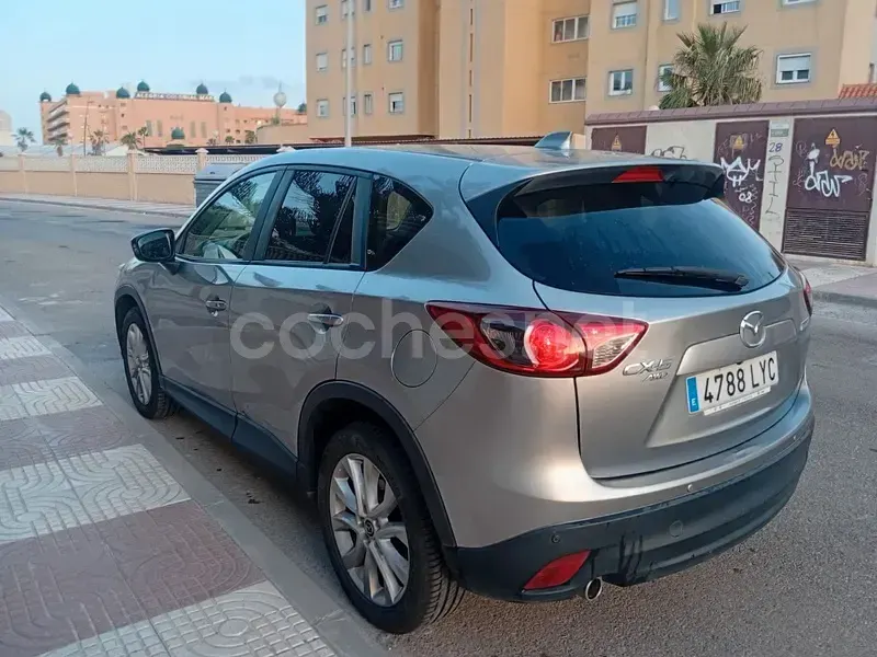 Usado Mazda CX-5 Luxury 175 CV (128 kW) 2012 Gris / plata SUV