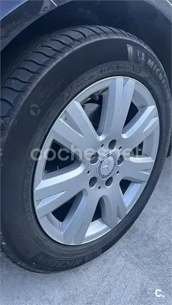 Usado Mercedes C220 Avantgarde 170 CV (125 kW) 2009 Negro Berlina