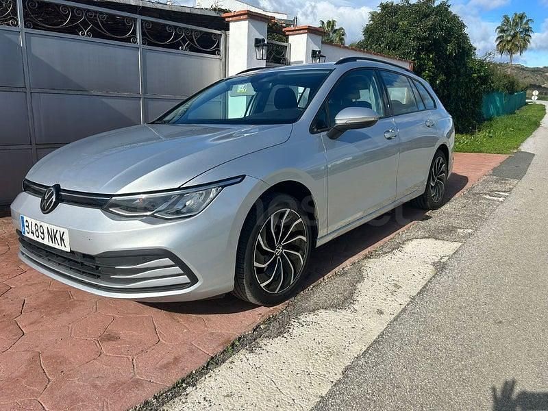 Usado VW Golf VIII R-line 150 CV (110 kW) 2021 Gris / plata Familiar