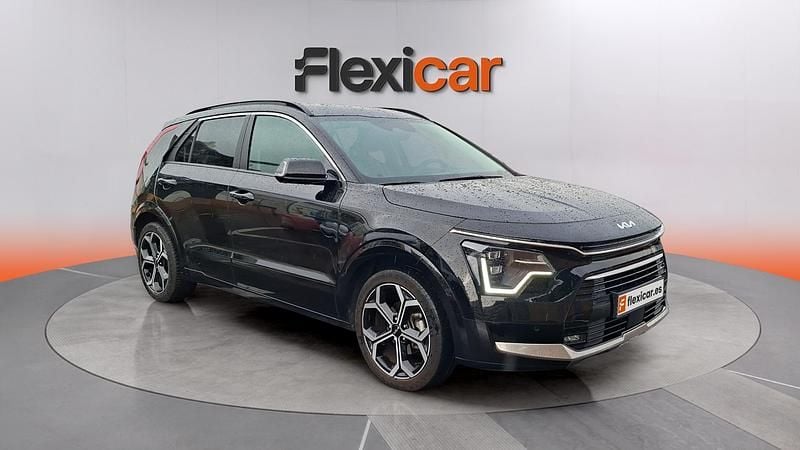 Usado Kia Niro 141 CV (103 kW) 2024 Negro SUV
