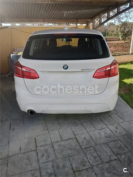 Blanco Usado 2019 BMW 225 Active Tourer iPerformance Monovolumen | 17.500 € (Precio justo) - Imagen 1/4