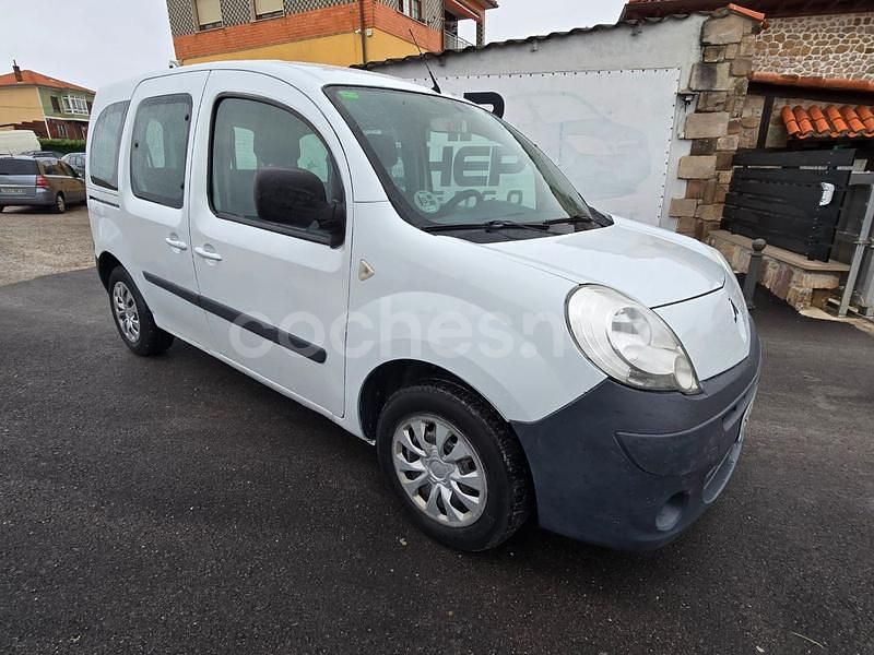 Usado Renault Kangoo 75 CV (55 kW) 2012 Blanco Monovolumen