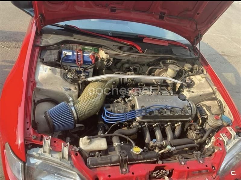 Usado Honda Civic 102 CV (75 kW) 1995 Rojo Coupe