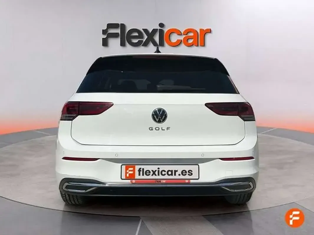 Usado VW Golf VII Style 150 CV (110 kW) 2021 Blanco Utilitario