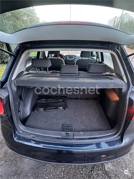 Usado VW Golf Plus Cross Trendline 105 CV (77 kW) 2006 Gris / plata Monovolumen