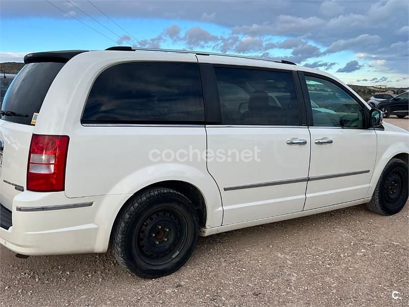 Usado Chrysler Grand Voyager Limited 163 CV (119 kW) 2010 Blanco Monovolumen