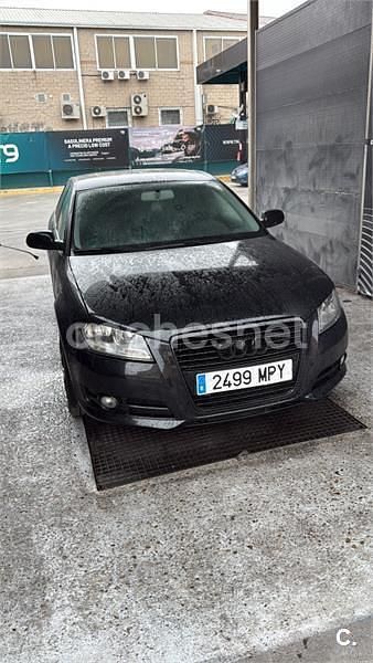 Käytetty Audi A3 Attraction 200 HP (147 kW) 2012 Musta Viistoperä