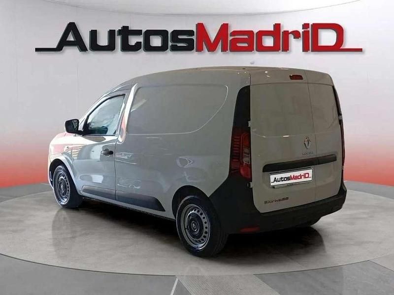 Usado Renault Express 75 CV (55 kW) 2022 Blanco Monovolumen