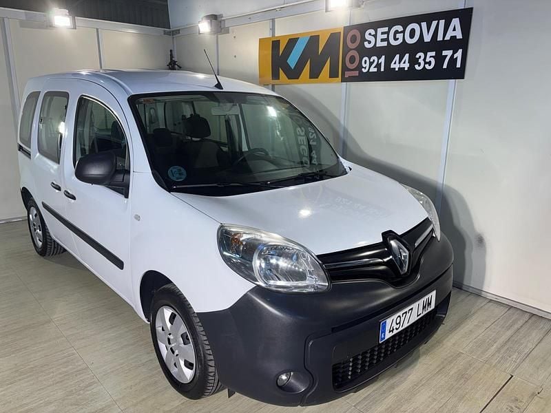 Usado Renault Kangoo 95 CV (69 kW) 2021 Blanco Monovolumen