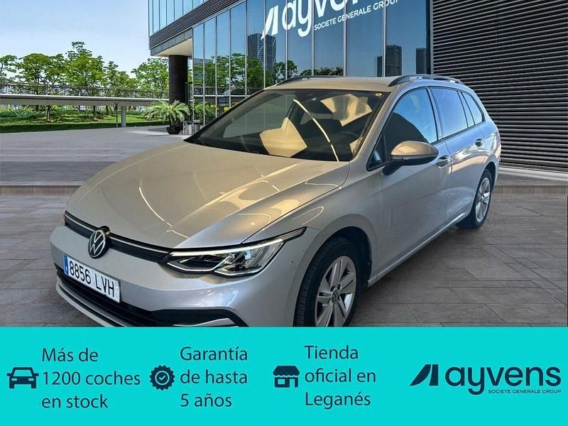 Usado VW Golf VIII Life 110 CV (80 kW) 2021 Gris Familiar