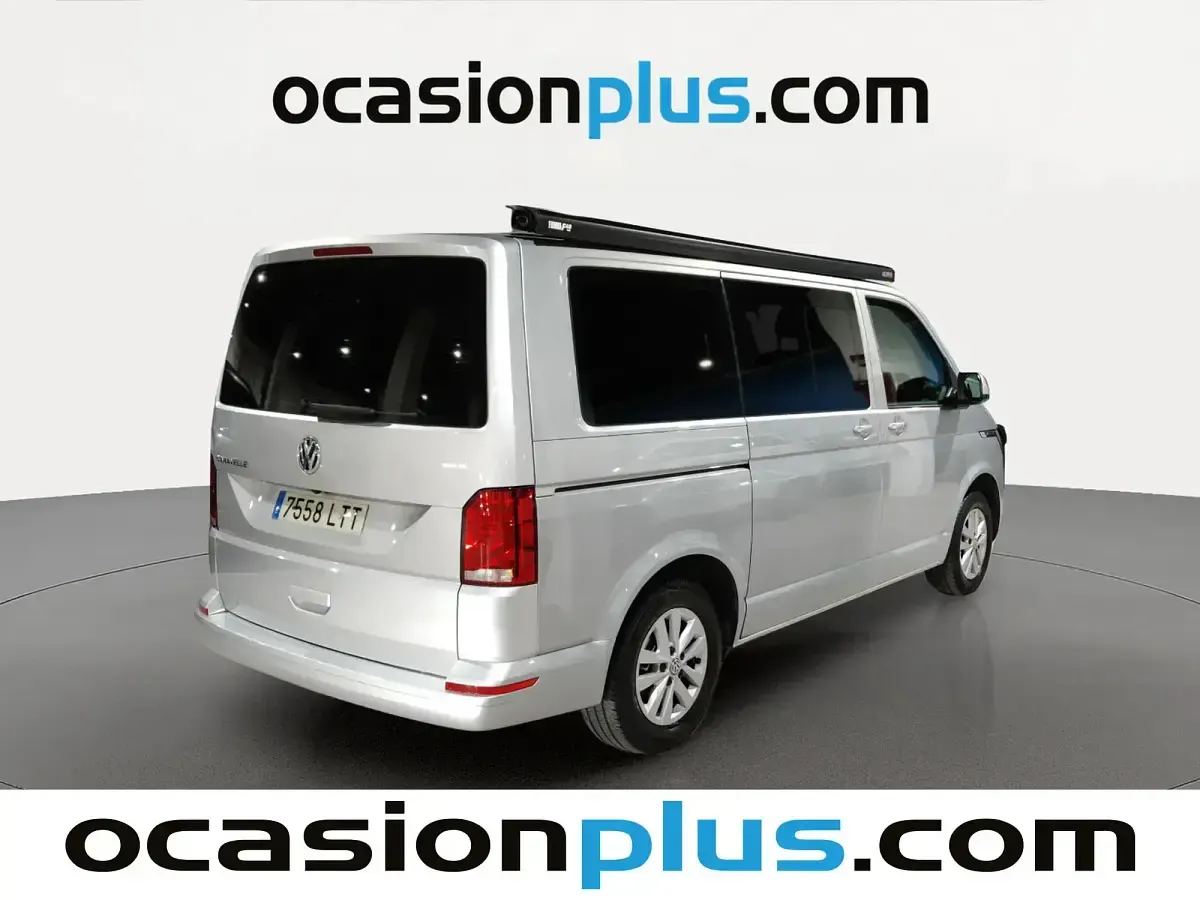Usado VW Caravelle 110 CV (80 kW) 2021 Gris Van