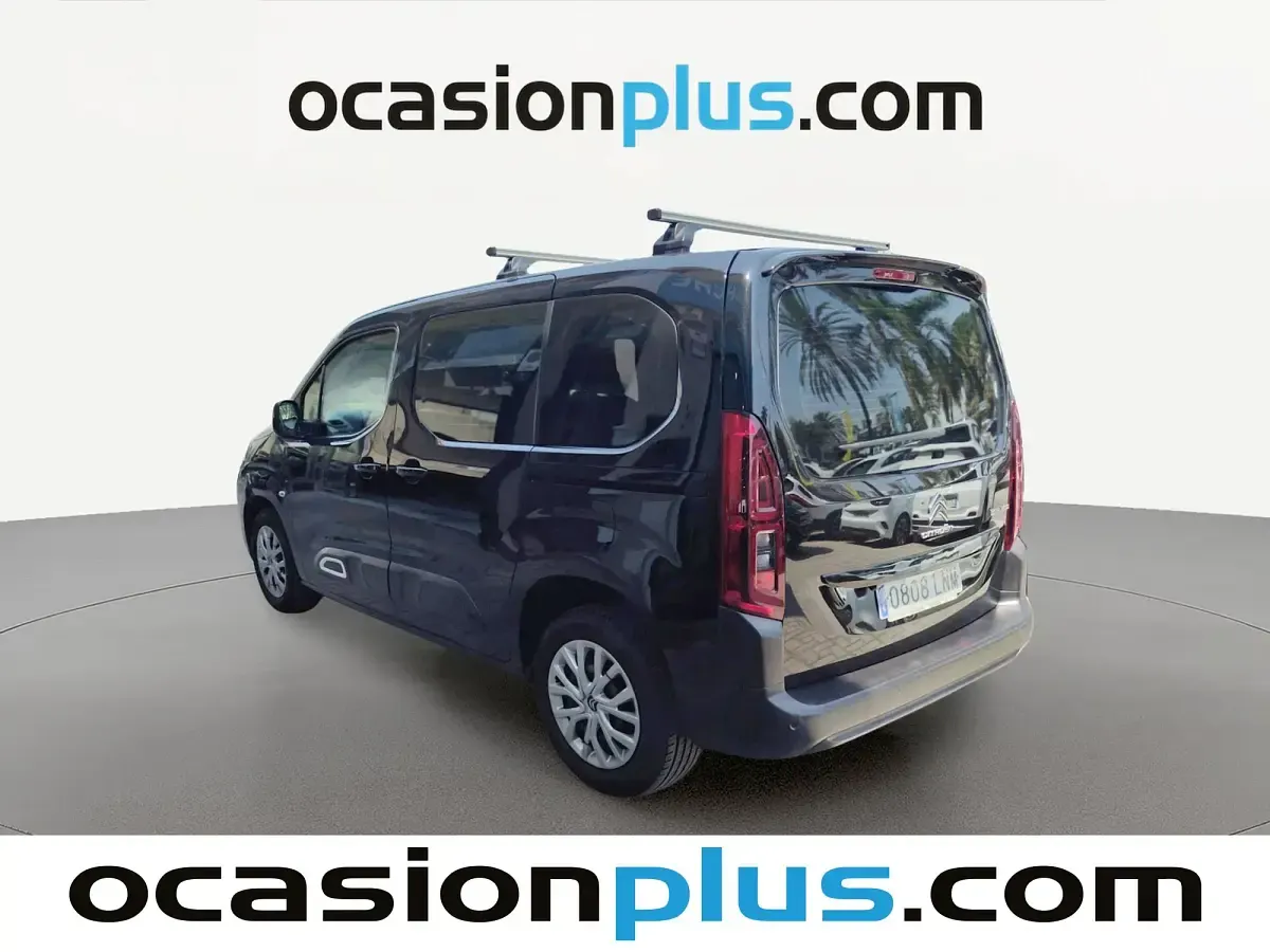Usado Citroën Berlingo Feel 102 CV (75 kW) 2021 Negro Monovolumen