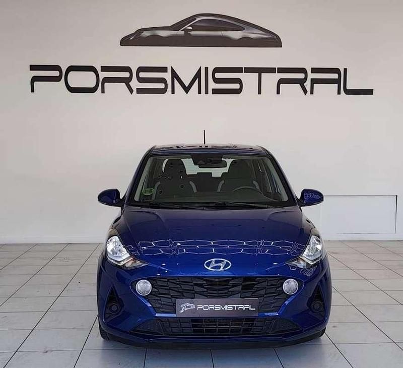 Usado Hyundai i10 67 CV (49 kW) 2023 Azul Utilitario