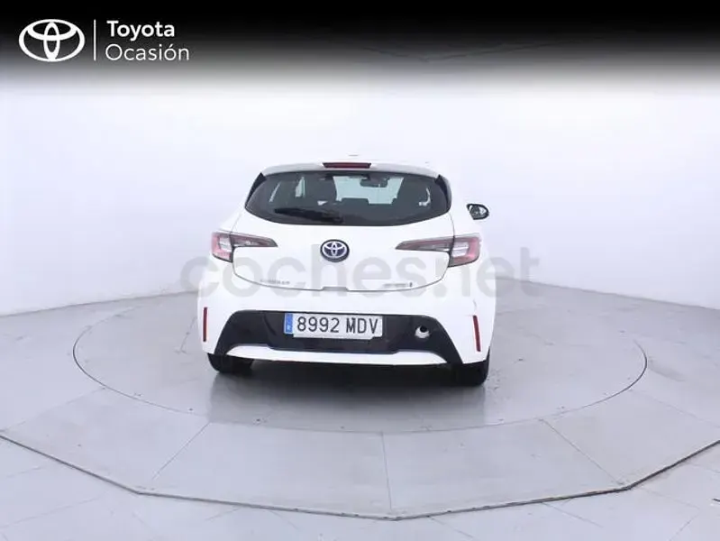 Usado Toyota Corolla Active 122 CV (89 kW) 2023 Blanco Berlina