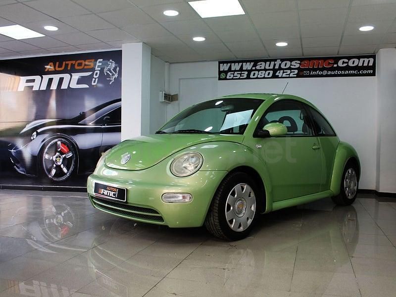 Usado VW New Beetle 100 CV (73 kW) 2002 Verde Utilitario