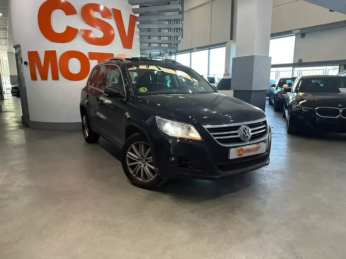 Używany VW Tiguan Sport 140 KM (102 kW) 2008 Czarny SUV