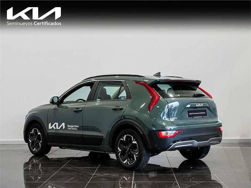 Usado Kia e-Niro 150 kW (204 CV) 2025 Verde SUV