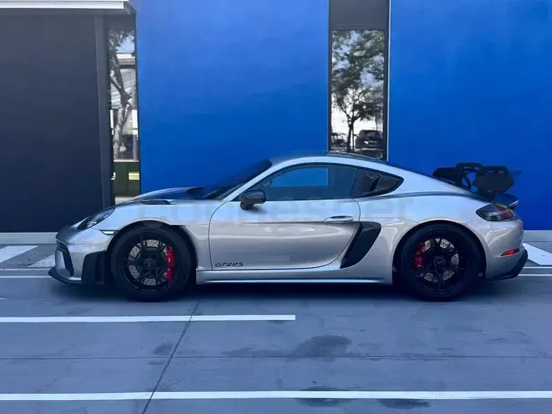 Nuevo Porsche 718 500 CV (367 kW) 2026 Gris / plata Coupe
