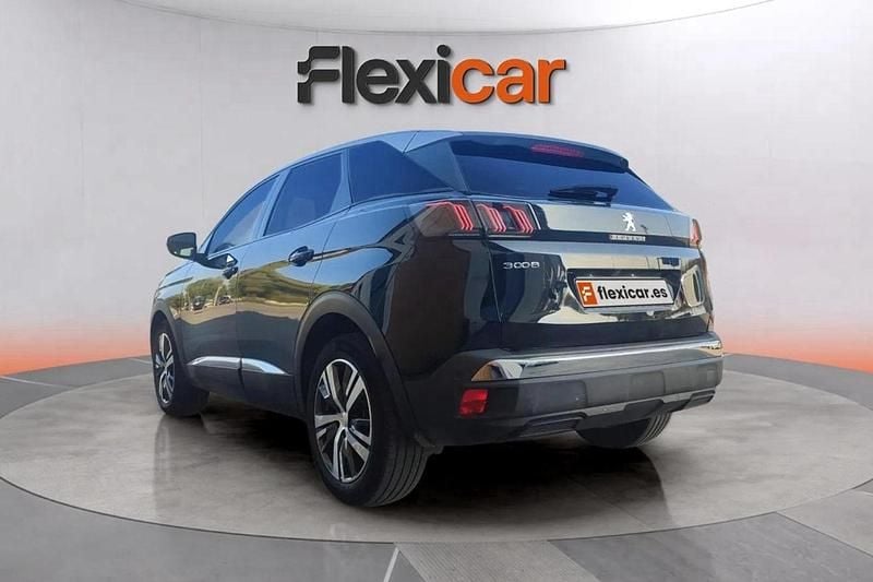 Usado Peugeot 3008 Allure 131 CV (96 kW) 2022 Negro SUV