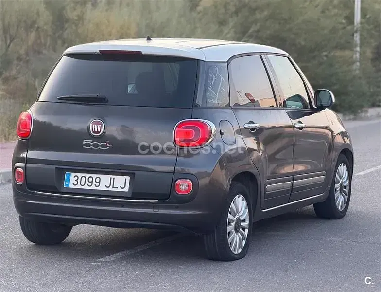 Usado Fiat 500L Trekking 95 CV (69 kW) 2016 Gris / plata Monovolumen