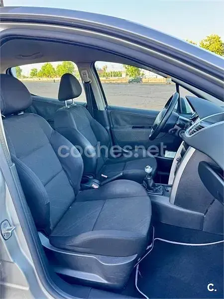 Begagnad Peugeot 207 95 HK (69 kW) 2009 Grå Sedan