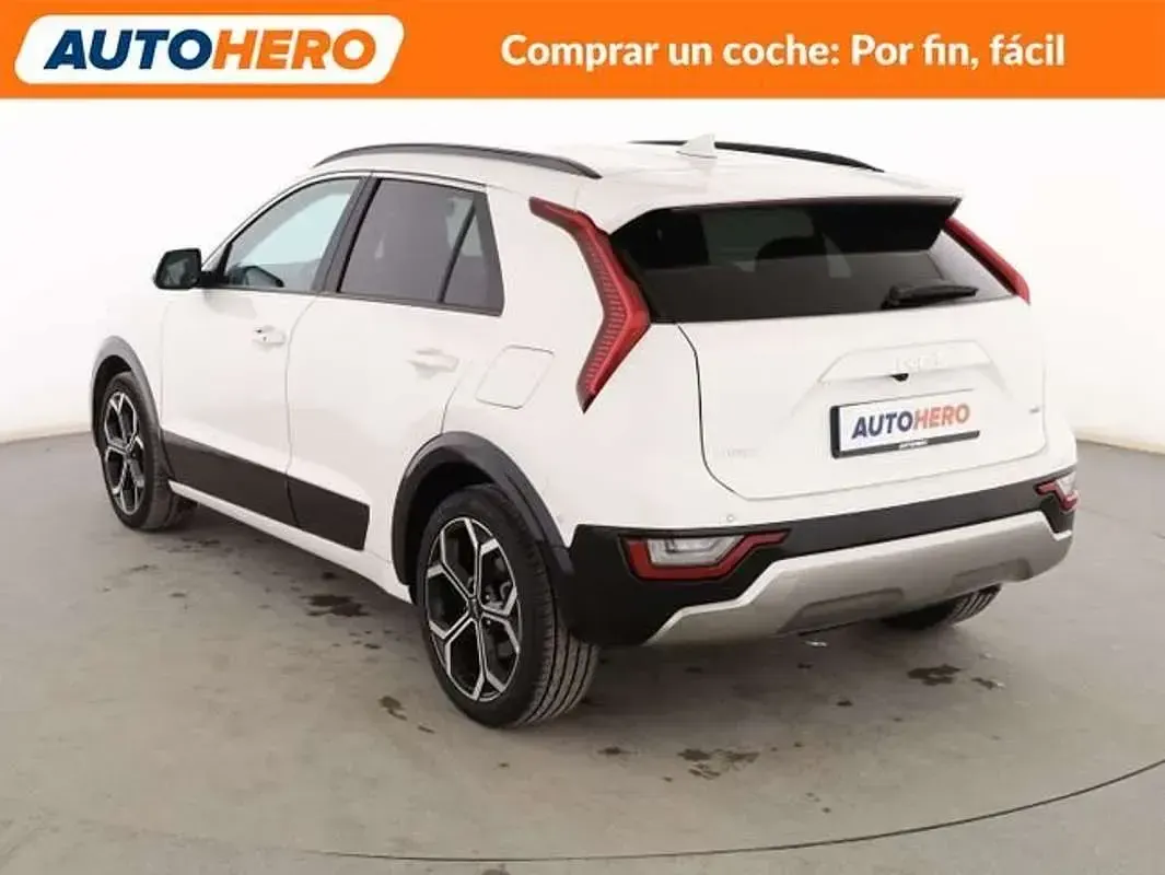 Usado Kia Niro 141 CV (103 kW) 2023 Blanco SUV