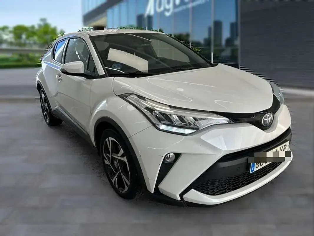 Usado Toyota C-HR+ Advance 98 CV (72 kW) 2022 Blanco SUV