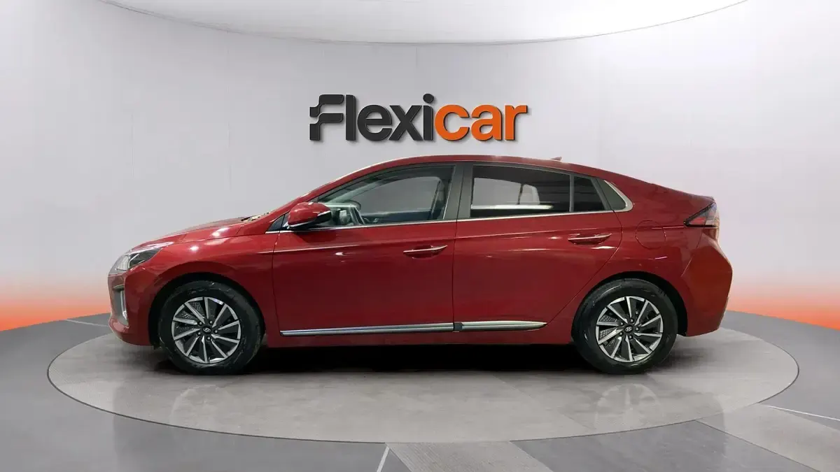 Usado Hyundai Ioniq 100 kW (136 CV) 2021 Granate Utilitario