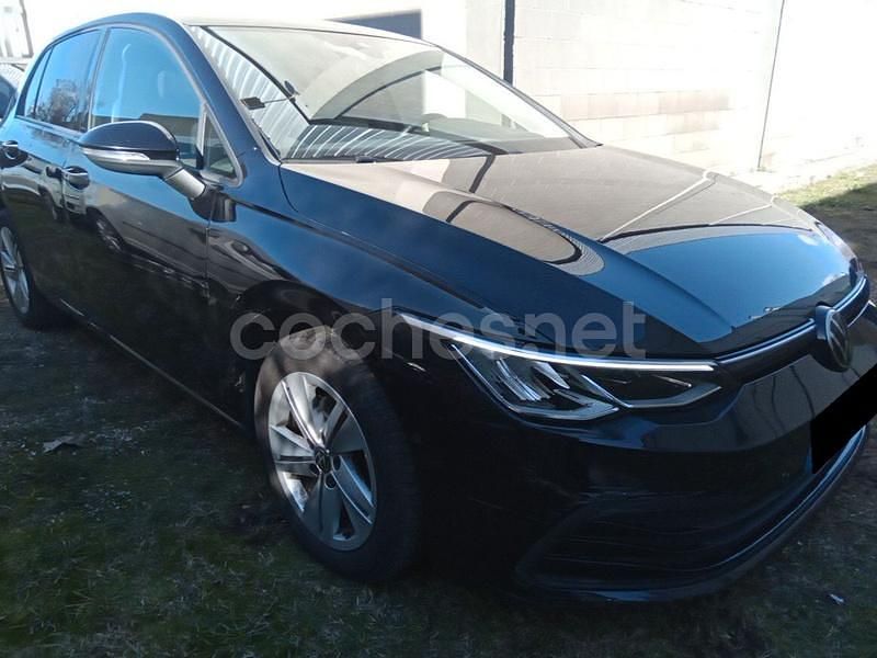 Usado VW Golf VIII Life 130 CV (95 kW) 2022 Negro Berlina