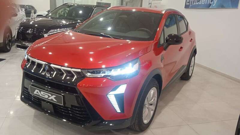 Rojo Nuevo 2025 Mitsubishi ASX Motion SUV | 22.800 € (Precio justo) - Imagen 1/4