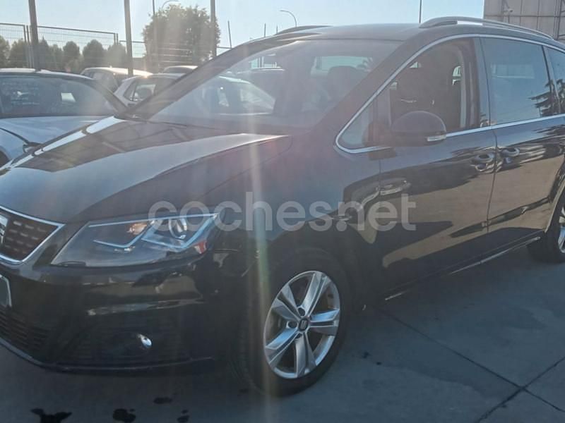Usado Seat Alhambra 150 CV (110 kW) 2022 Azul Monovolumen