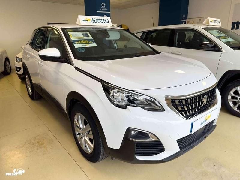 Usado Peugeot 3008 Active 131 CV (96 kW) 2020 Blanco SUV