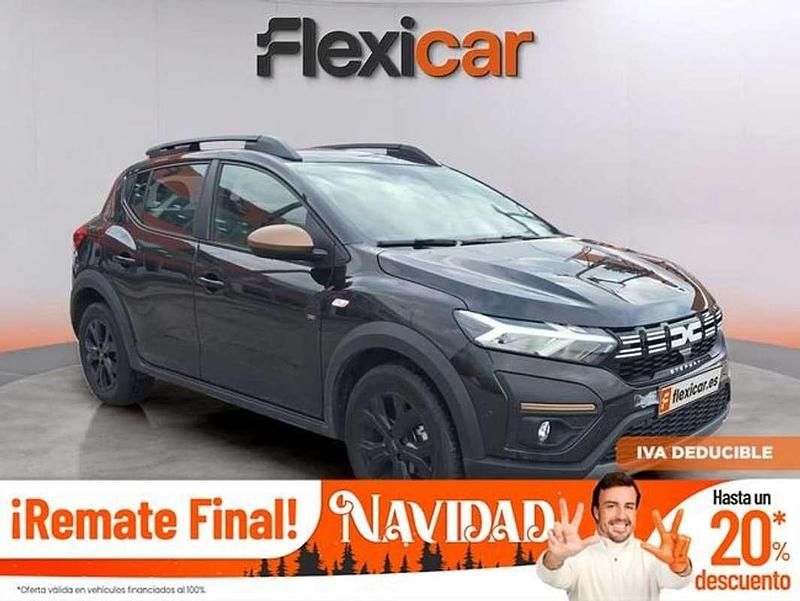 Negro Usado 2025 Dacia Sandero Extreme Utilitario | 15.290 € (Precio justo) - Imagen 1/4